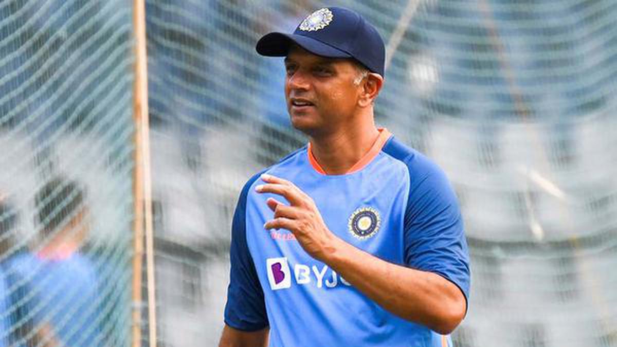 Dravid gives pep talk to Indian women's team ahead of Bangladesh tour