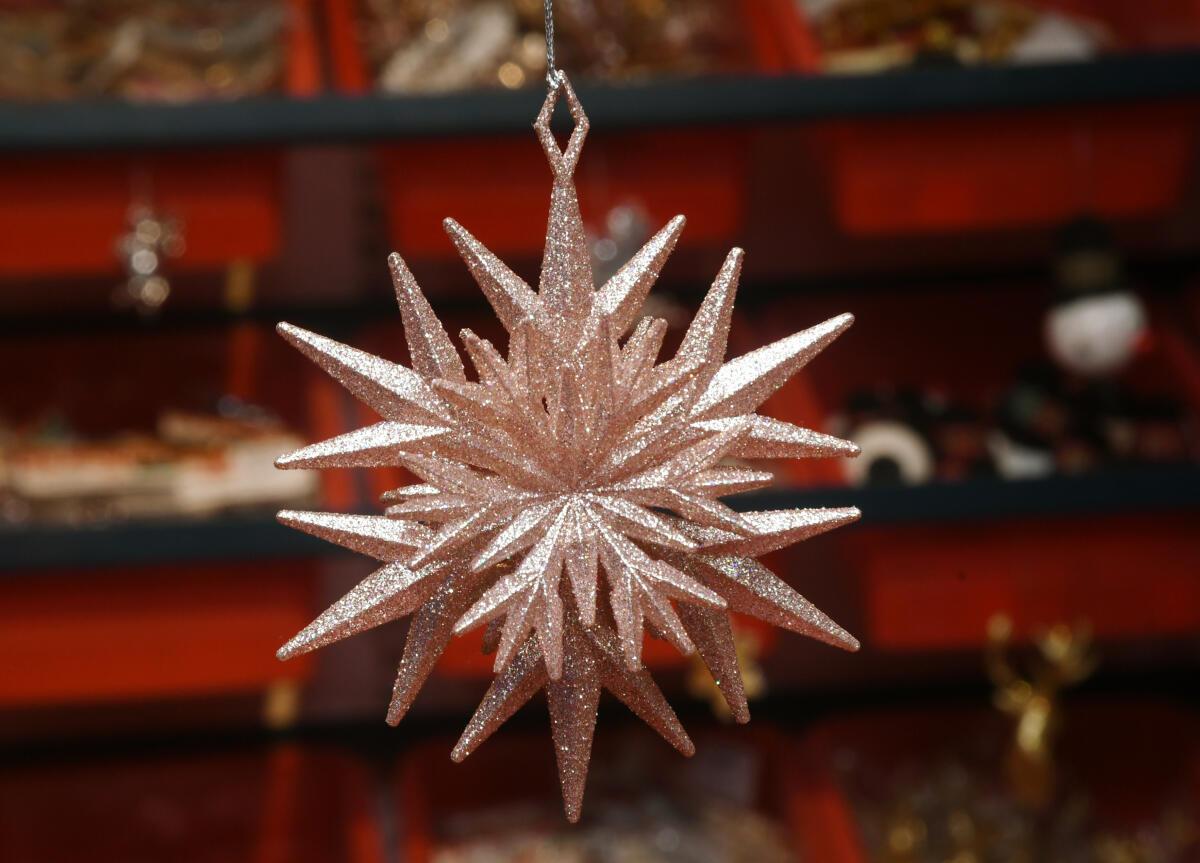 Rose gold snowflake at Raave’s Evergreen